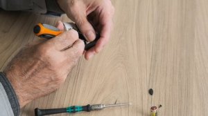 Как заменить батарейку в лупе просмотровой «Регула» 1003, 1004