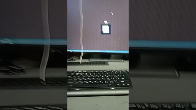 пришла с улицы