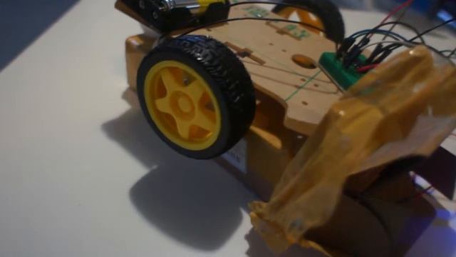 Машинка на ДУ управлении своими руками смотреть онлайн