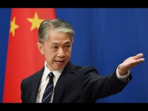 Китай ввел санкции против оборонных гигантов США