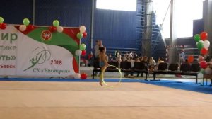 Художественная гимнастика  выступление с обручем