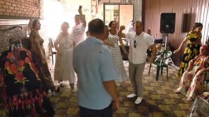 ЦЫГАНСКОЕ НОВОСЕЛЬЕ У ПАРИЖАНА  ШАХТЫ