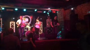 Самое крутое выступление, Нереально крутая песня. Живое выступление.