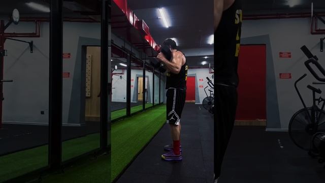 Сани-60кг + гантели 20кг? 10кругов #boxing #mma #muaythai #kickboxing #мма #бокс #ufc #спорт #кик смотреть онлайн