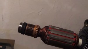 Причина перебоев работы электродвигателя щётки.