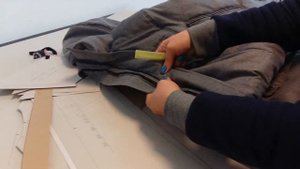 Процес изготовления курток. Как пришить планку?