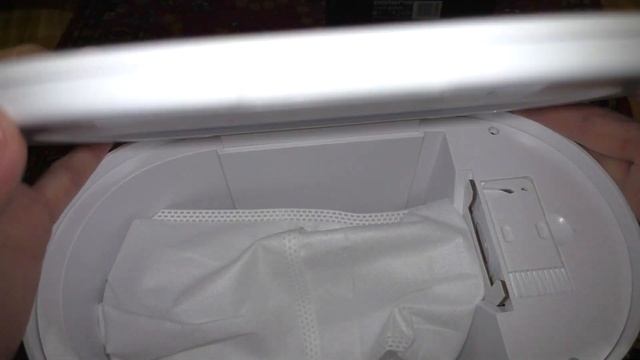 Робот пылесос ROIDMI EVE Plus с функцией самоочистки смотреть онлайн