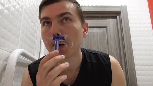 Как правильно бриться СТАНКОМ? Как бриться без раздражения? смотреть онлайн