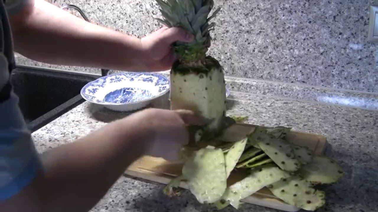 Как почистить ананас. Лайфхак.