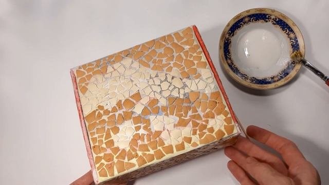 Декор картонной коробки своими руками. Декупаж на яичной скорлупе/ Decor Cardboard Box
