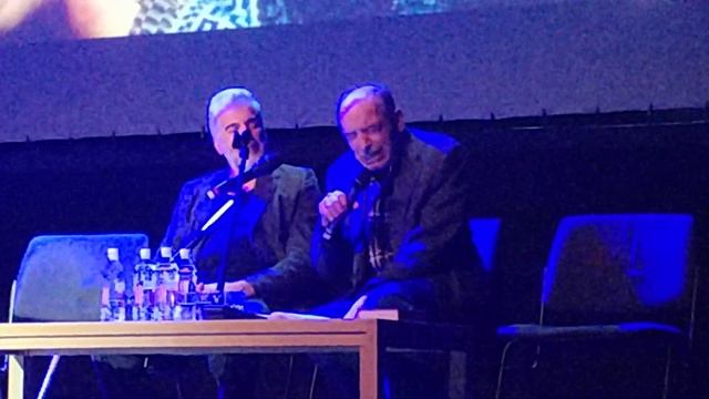 Валентин Гафт читает Маяковского смотреть онлайн