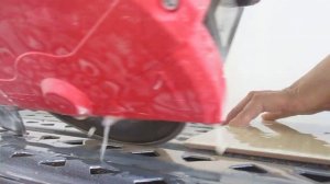 Запил керамической плитки под 45 градусов.