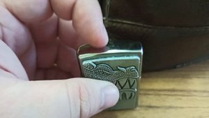 Вот что станет с дорогой ZIPPO после года использования