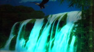 Живая картина "Водопад с орлом"