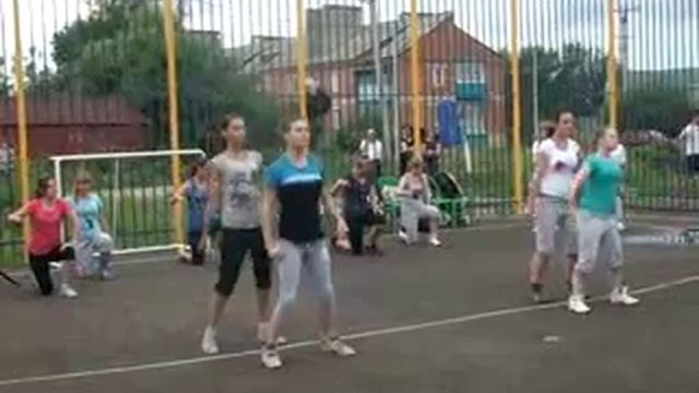 Спортивный праздник "Здравствуй, лето". 10 06 13 смотреть онлайн