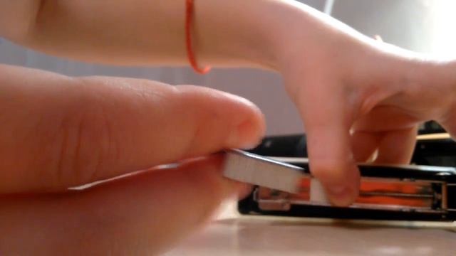 как заменить скрепки в степлере смотреть онлайн