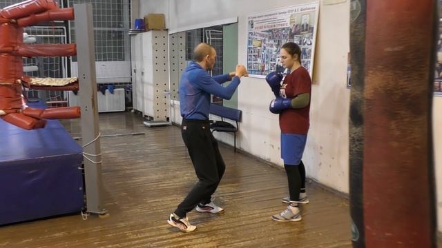 Бокс: усилить хлёсткость удара за счёт подшага смотреть онлайн