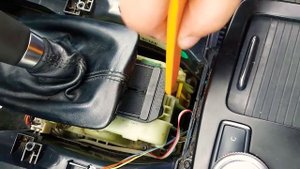 W212 как снять коробку автомат с паркинга без ключа либо когда разрядился аккумулятор