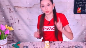 Конфетный автомат за 5 мин ⧸ Из пластиковый бутылки и стаканчика ⧸ Бюджетный DIY ? AfinkaКонфетный