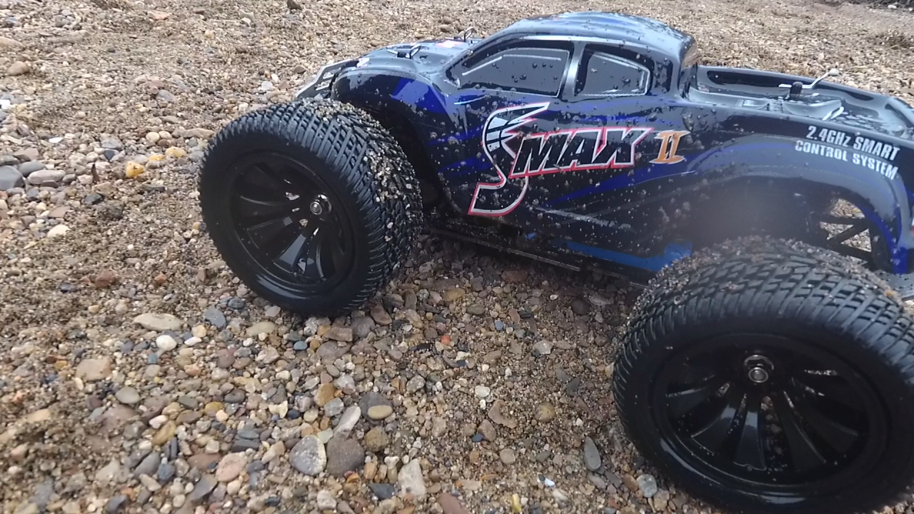 Что творит этот SMax 2 - Чуть не утонул