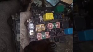 блок предохранителей Мазда кронос