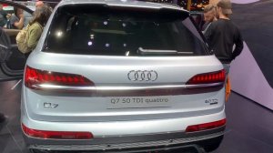 BMW X7 vs Audi Q7