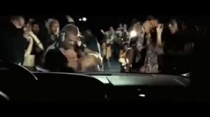 Постоял за себя/заступился за девушку/бой под музыку.