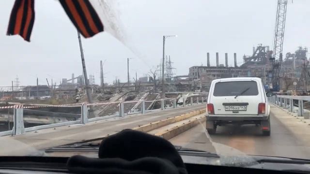 Открыт временный мост по набережной.Мариуполь. 17 ноября 2022 г. смотреть онлайн