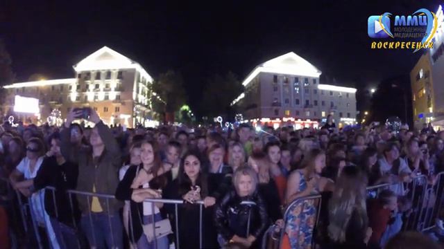 Свой первый хит Анастасия Стоцкая исполнила для воскресенцев!