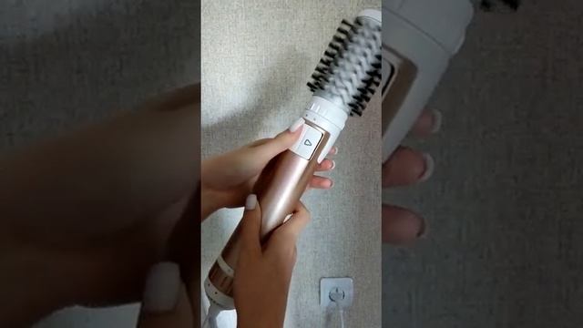 Фен щетка Rowenta Brush Activ 1000w