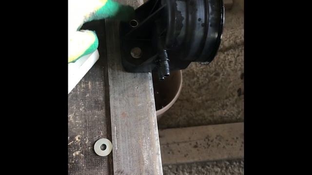 Замена топливного фильтра на IVECO DAILY 35C15. 2017 года. смотреть онлайн