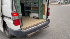 Köp Skåpbil Toyota Hiace 2.5 D-4D (117hk) på Klaravik