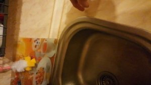 Из-за чего может появляться вода рядом с раковиной на полу, как с этим никогда не сталкиваться