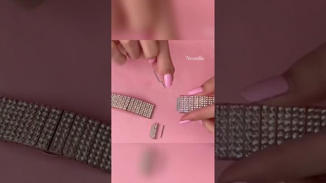 Браслет со стразами на Apple Watch. Мастер класс как снять лишнее звено.