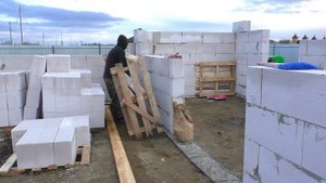 29. Кладка газоблока без опыта, подготовка поверхности, выравнивание, продвинутый уровень стройки