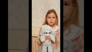 Поздравление детей  воспитателя с днем рождения