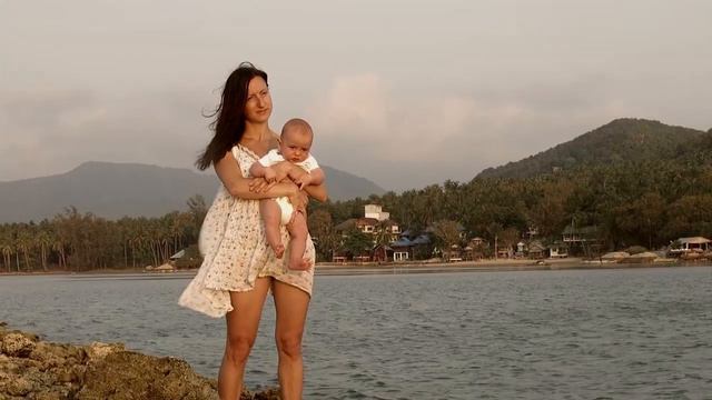 Стакан Перекрёсток (клип, Аня и Лёва) смотреть онлайн