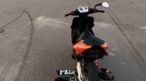 ОБЗОР Yamaha Aerox R / РОКС КОТОРЫЙ ТЫ ЗАХОЧЕШЬ / ПРОХВАТИ ПО КИЕВУ / СТАНТ