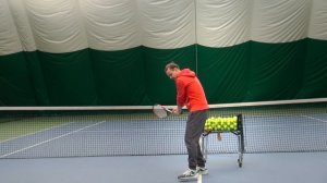 Теннис. Удар слева двумя руками. Хватка и прочее...