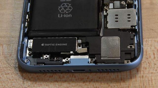 iPhone XR Battery Replacement! смотреть онлайн