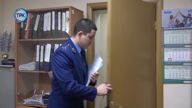 Житель Новомосковска осужден за кражу, хранение наркотиков и уклонение от административного надзора