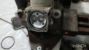 W221mercedes ремонт пневмокомпрессора звук компрессора громкий звук в салоне  стук компрессор