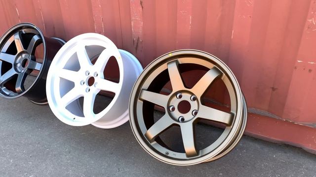INZI TE37 Корея R18 9J Gunmetal, White, Matt Bronze