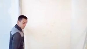 Выравнивание и шпаклевание стен правилом.