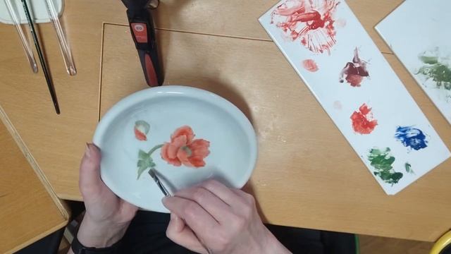 Надглазурная роспись. Мак