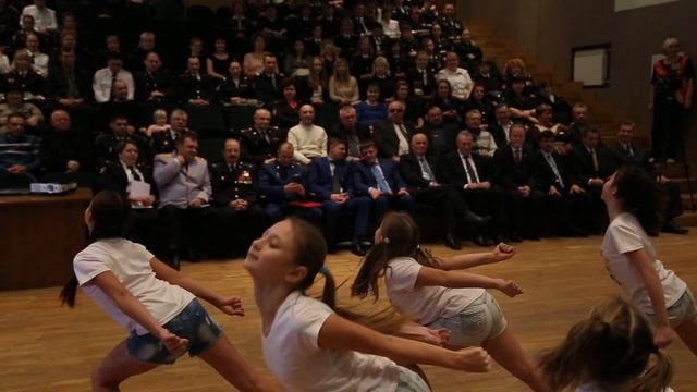 Поздравление с Днём сотрудника органов внутренних дел Российской Федерации (2016) смотреть онлайн