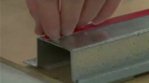 Как приклеить панели с помощью лент 3M™ VHB™