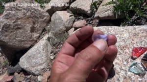 Большие находки драгоценных камней в горах