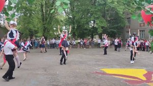 High School Graduation Dance - Liselilerin Mevzuniyet Dansı - танец на выпускной в школе - 59