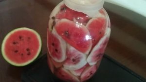 квашенный арбуз ? и Квашенные ? помидоры! Просто объедение! pickled watermelon